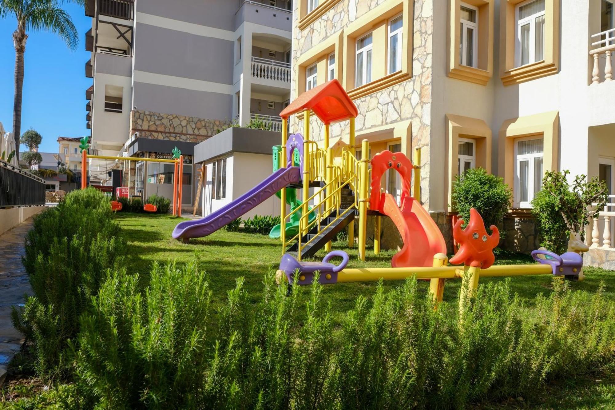 Side Village Family Suite Exterior photo